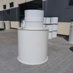 Szervíz nyílás magasító